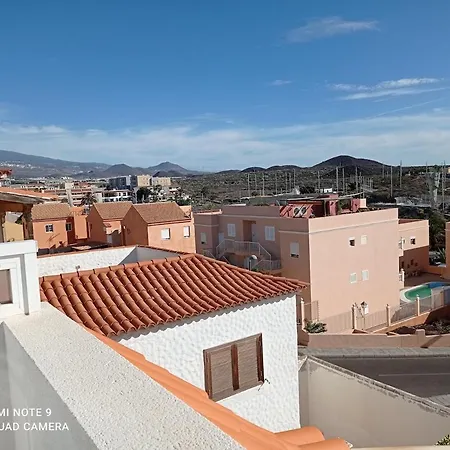Bright With Private Entrance And Balcony Apartmán Costa Del Silencio